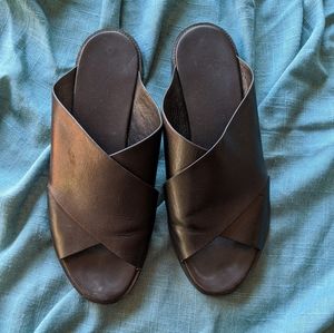 Marc Fisher leather slides